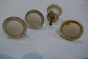 Set of 4 Vintage White Chippy Door Knobs Drawer Cabinet Kitchen Handle - Picture 1 of 3