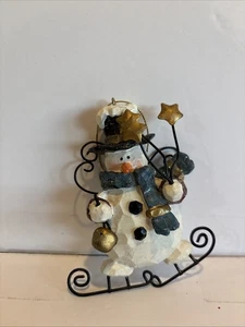 "Hermoso adorno caprichoso muñeco de nieve patinaje sobre hielo 4,25""" - Imagen 1 de 6