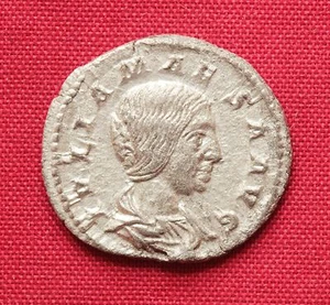 Ancient Roman Julia Maesa Silver Denarius - Picture 1 of 2