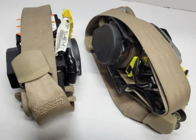 Juego de retractores de cinturón de seguridad Honda Odyssey 2005-2010 OEM Foto 1 de 4