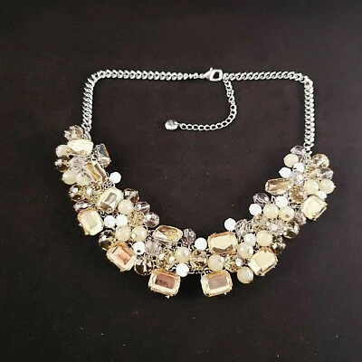 Collar Loft Declaración Colgante Cham Tono Plata Neutro Imitación Cristales Ajustable Foto 1 de 4