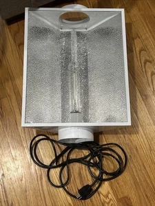 Vivosun 600 Watt HPS/MH grow light + Bulb WORKS/TESTED!! - Picture 1 of 6