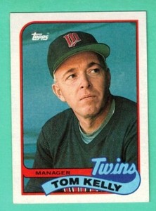 (1) TOM KELLY 1989 TOPPS # 14 MANAGER  NM+  CARD (H5145)