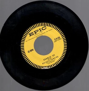 Dolores Hawkins: Growin' Up / I Take This Man, 7 in Record - Imagen 1 de 2