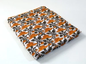 5 Yard Indian Hand Block Floral Printed Cotton Running Fabric Sewing Dressmaking - Picture 1 of 10
