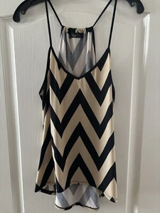 Love J ~Tank Top~Black Zig Zag Design~Thin Straps~Size L - Picture 1 of 8