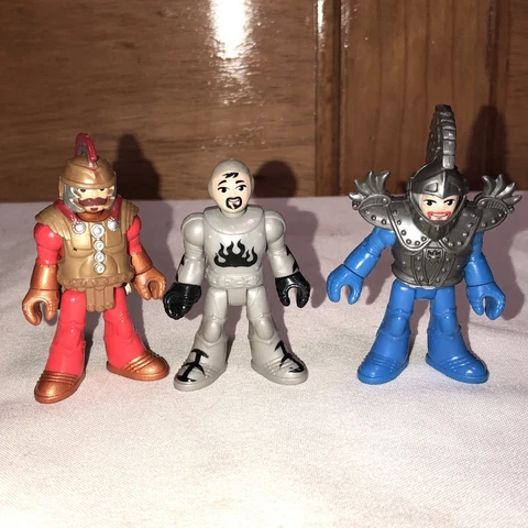 Fisher Price Imaginext Figure Lot Of 3 Knights Cover