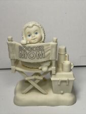 Dept 56 Snowbabies 2004 SITTING IN MOM'S CHAIR Soccer Mom Figurine #56.69978