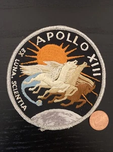 Parche bordado de tripulación NASA Apolo 13 XIII Programa Espacial Ex Luna Scientia - Imagen 1 de 6