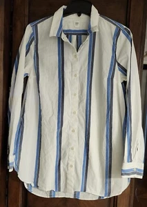 GAP Maternity Size Medium Button Down Long Sleeve CUTE! - Picture 1 of 8