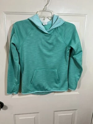Sudadera con capucha Danskin Now Girls. Verde. Talla Grande (10`12). Bolsa de bolsillo. Foto 1 de 4