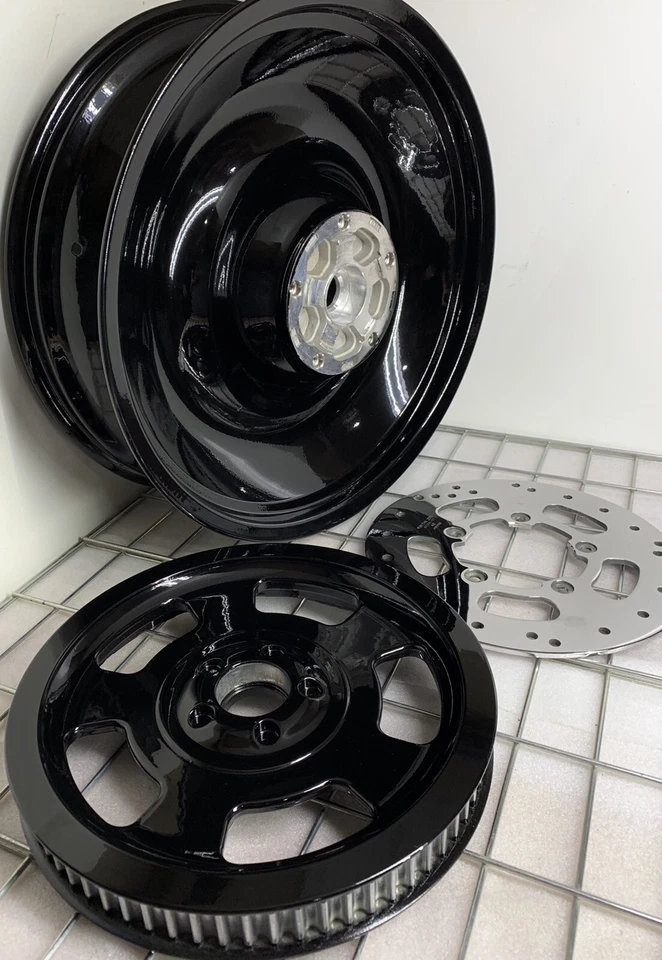 Harley WHEEL V-Rod Gloss Black VRSCA REAR 2001 -06 PULLEY ROTOR VROD EXCHANGE - Image 1 of 4