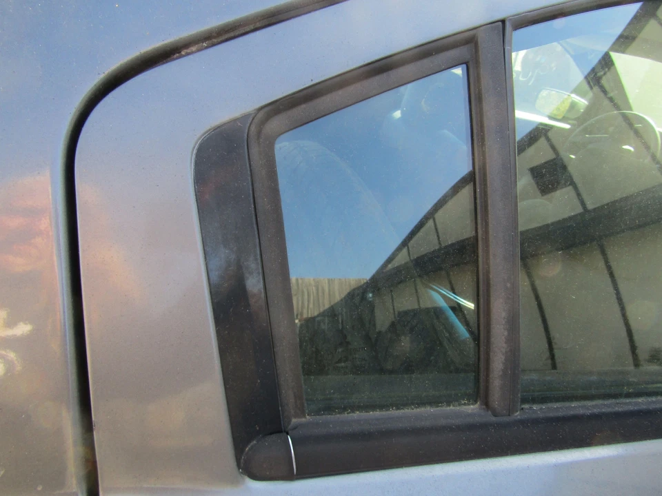 PASAJERO DERECHA PUERTA TRASERA VENTILACIÓN CRISTAL TINTADO MITSUBISHI GALANT Derecha 04 THRU 12 Foto 1 de 1