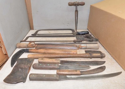 Antiguo lote de herramientas balleneras cuchillos cuchillo hueso sierra picadora hacha raspador coleccionable Foto 1 de 4