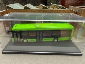 Autobus 80M scala 1/76 BYD K9R Gemilang 12m EV verde 203C - Foto 1 di 8