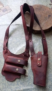 Universal Horizontal Leather  Holster for Glock,Beretta,S&W and Revolver - Picture 1 of 8