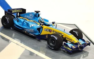 Renault Boxed 1/43 Renault R26 2006 F1 Pitlane Diorama with Engine Sound Alonso - Picture 1 of 8