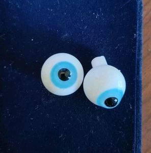 Hand Blown Glass Doll Eyes Pair 18 mm Light Blue - Picture 1 of 2