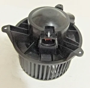 Heater Blower Motor W/ Fan Cage for 2005 Chevrolet Equinox 2007-2002 Saturn Vue - Picture 1 of 8