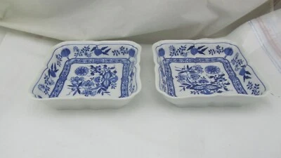 Juego de 2 tazones para servir con borde festoneado cuadrado Hutschenreuther Blue Onion 7 1/4" Foto 1 de 3