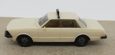 Micro Herpa Ho 1/87 Ford Granada Ghia 2.8 I Taxi Crema No. Box - Immagine 1 di 4