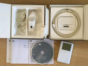  Apple iPod Classic 3rd gen 20gb *Wolfson DAC* Xcellent cond. + xtras - Picture 1 of 14