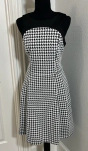 Chaps Fit & Flare Swing Houndstooth Dress Knee Sleeveless Black White Sz 10 - Picture 1 of 10