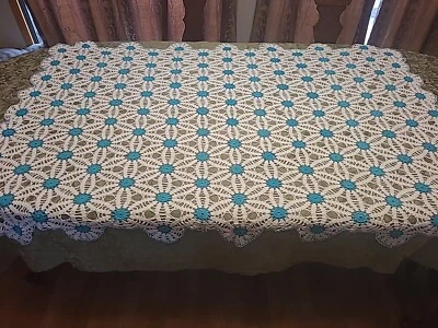 Vintage Handmade Crochet Doily Pattern Blue White Tablecloth Rectangle 50"x65" - Изображение 1 из 4