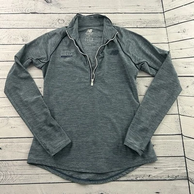 Chaqueta para correr ligera New Balance Denver Colfax Marathon 1/4 cremallera para mujer pequeña Foto 1 de 4