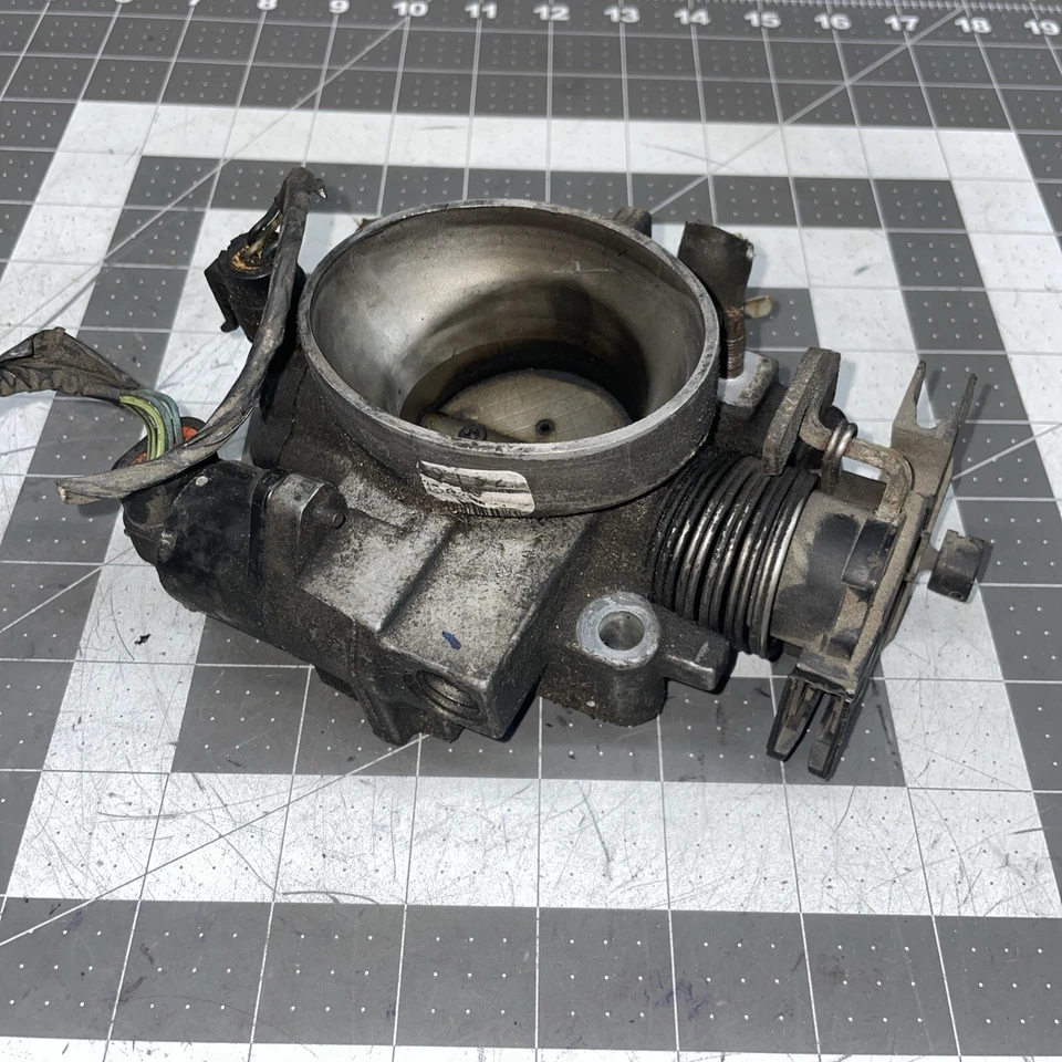 1999 Buick Century Conjunto de Válvula de Aceleração Corpo do Acelerador FRETE RÁPIDO - Imagem 1 de 4