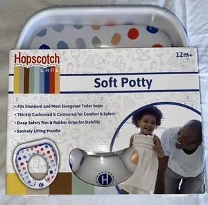 Sedile da allenamento Hopscotch Lane Soft Potty sedile WC imbottito nuovo - Foto 1 di 6