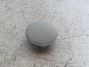 ORIGINALE FORD FOCUS CC INTERNO TETTO/TESTA RIVESTIMENTO ANTERIORE GROMIT 06-10 - Foto 1 di 2
