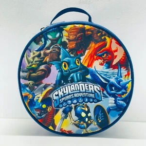 Estuche de almacenamiento con cremallera redonda Skylanders Spyro's Adventure por Power A - Imagen 1 de 7