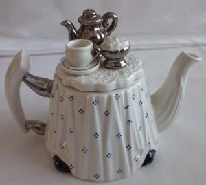 Paul Cardew "Afternoon Tea" Teapot - Picture 1 of 6