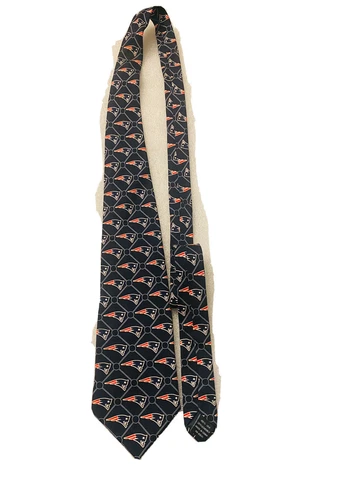 NFL New England Patriots Football Neck Tie 100% Silk Mascot Logo Cover