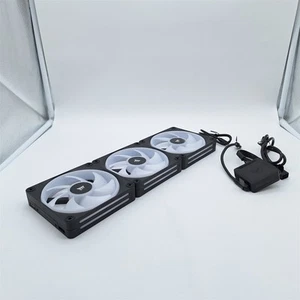 CORSAIR iCUE LINK QX120 RGB 120mm Case Fan - Black (3-Pack) - Photo 1/4
