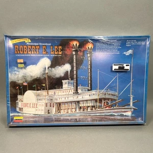 SEALED Lindberg 1/163 Mississippi Steamboat Robert E Lee Model 70864 NEW *READ* - Picture 1 of 14