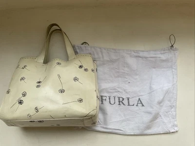 Bolso de Mano Furla Vintage Encantador Diseño Flor.2010-2015. Diente de león. Foto 1 de 4