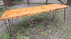 Rustikaler Couchtisch aus Holz Landhausstil - Bild 1 von 4