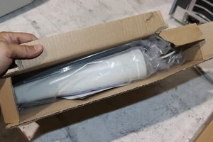 NEW Wilson 314411 700-2700MHz Wide Band Directional Antenna Open Box - Photo 1 sur 2