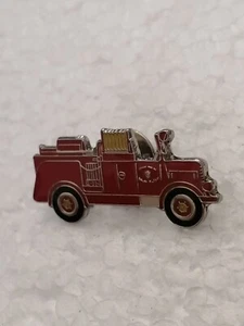 Pin's Pins Pin Camion "Pompiers" - Imagen 1 de 1
