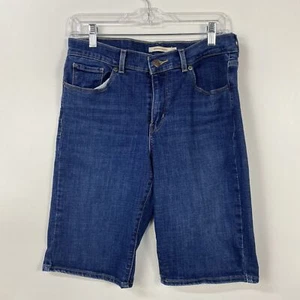 Bermudas de mezclilla Levis para mujer talla 29 azul tiro medio elásticas lavado oscuro - Imagen 1 de 13