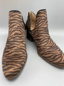 New Direction Fredricka Damen-Stiefeletten Tigerstreifen Größe 7,5 - Bild 1 von 6