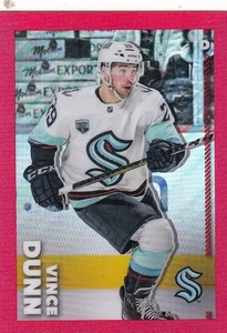 2022-23 TOPPS CHROME NHL STICKER #425 VINCE DUNN SSP RED /5 MADE-SEATTLE - Picture 1 of 1