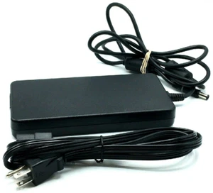 Flextronics Dell Laptop Charger AC Power Adapter GA240PE1-00 - TESTED!! - Picture 1 of 6
