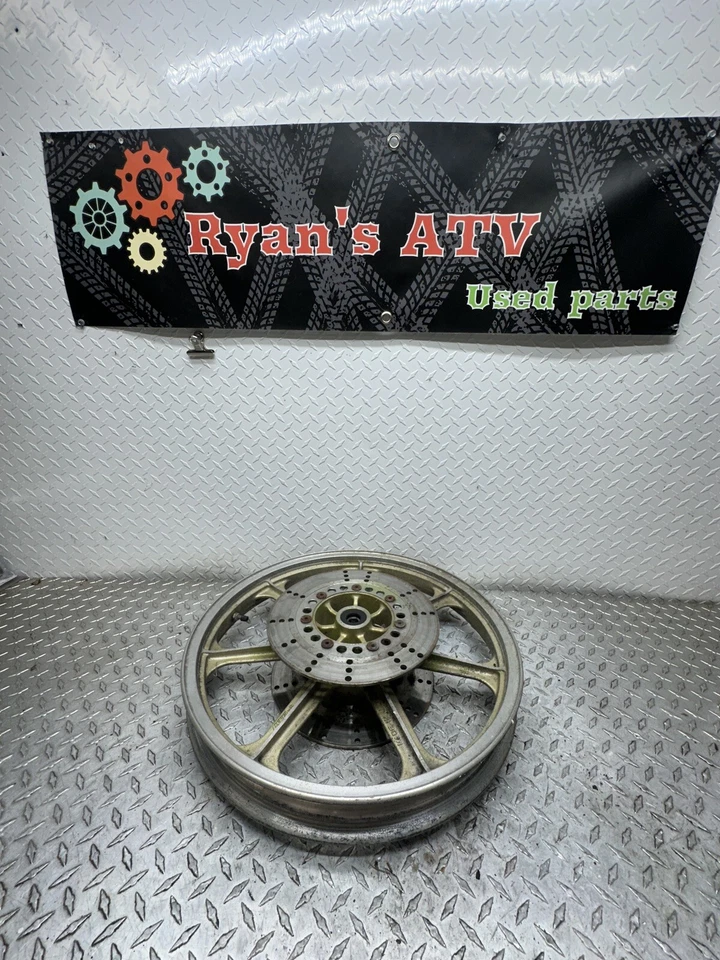 Llanta delantera recta 82 Kawasaki KZ 1100 KZ1100 D Spectre Foto 1 de 4