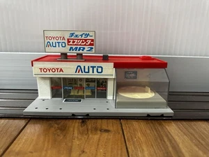 Tomica Town Toyota Auto Retro Mini Car - Picture 1 of 3