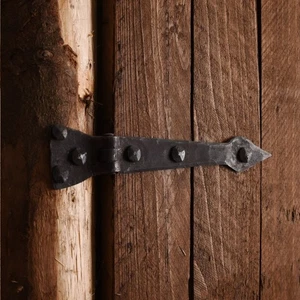 1X Retro Hand Forged Nail Blacksmith Wrought Iron Solid Furniture Nail Cap Craft - Picture 1 of 19