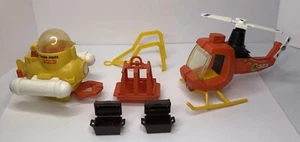 1978 Fisher-Price Adventure People #323 Aero-Marine Search Team Helicopter/Sub  - Picture 1 of 15