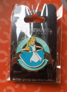 Pin's Alice Wonderland Cast Members Disneyland Paris Éditions Limitée Disney - Picture 1 of 2